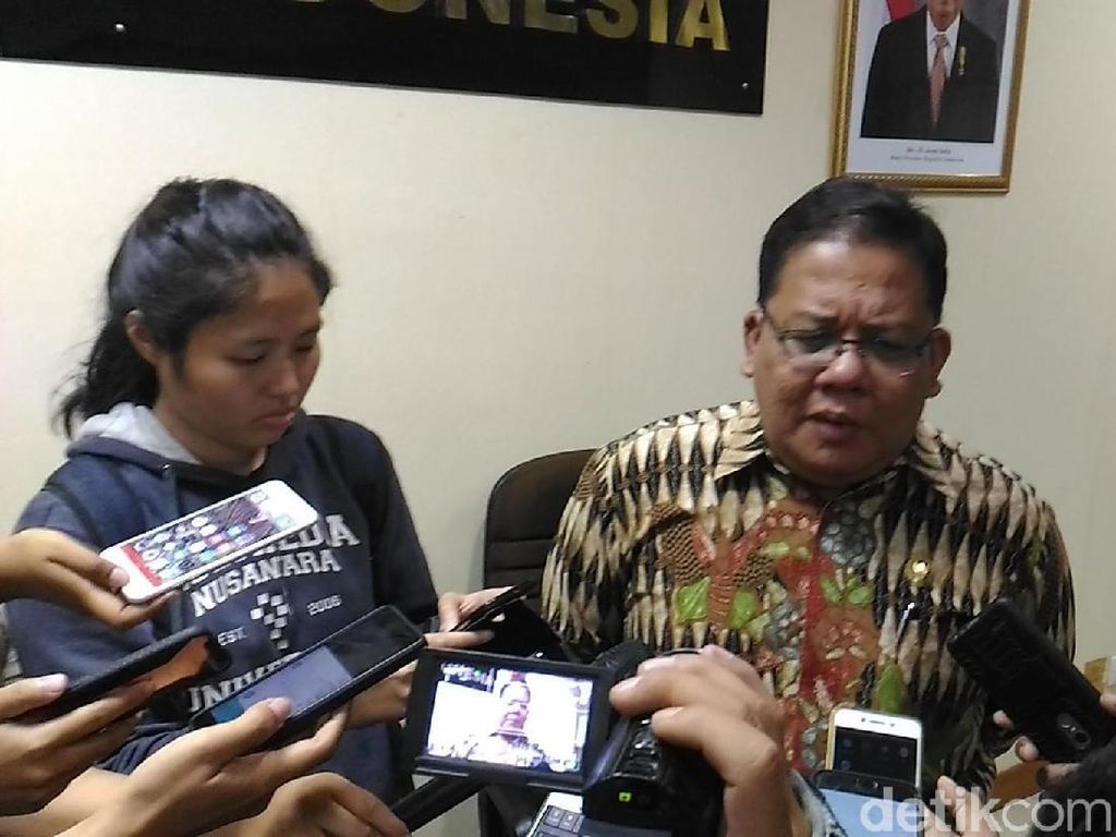 Ombudsman Kecewa pada Polda Metro soal Tembak Mati 11 Penjahat Ombudsman Kecewa pada Polda Metro soal Tembak Mati 11 Penjahat