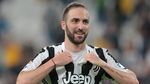 Ratusan Milanisti Sambut Gonzalo Higuain