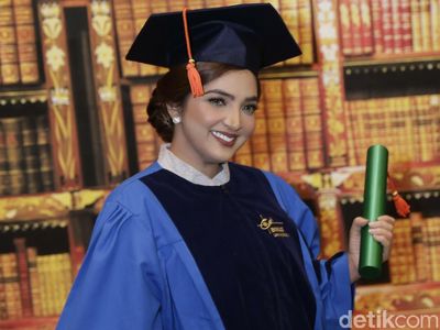 Selamat Ashanty Lulus S2, Sandang Gelar Magister Manajemen Bisnis