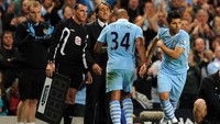 Aguero menjadi pemain pengganti saat Manchester City mengawali musim 2011/2012 dengan menjamu Swansea City pada 15 Agustus 2011 dan bikin dua gol. (Foto: Chris Brunskill/Getty Images)