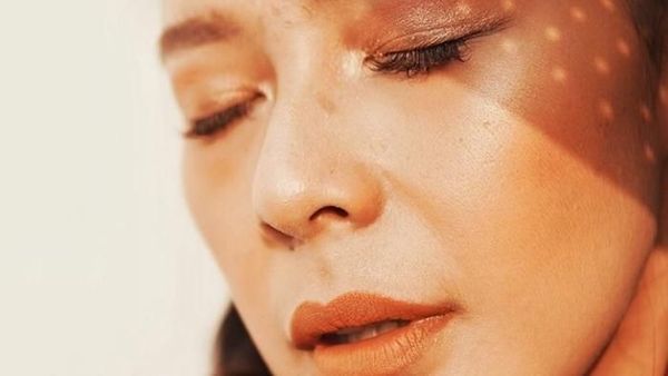 Tren Selfie Pakai Tudung Saji, Nggak Nyangka Hasilnya Jadi Sekeren Ini