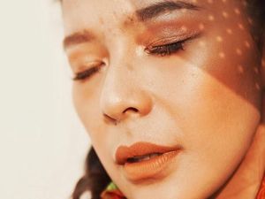 Tren Selfie Pakai Tudung Saji, Nggak Nyangka Hasilnya Jadi Sekeren Ini