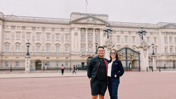 Foto: Intip Serunya Liburan Momo di Inggris