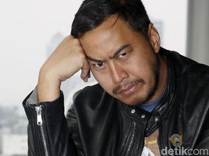 Blak blakan Pandji Pragiwaksono: Ogah Prabowo, Males Jokowi