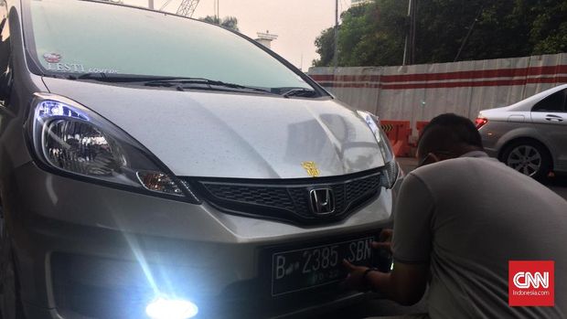 Ganjil Genap, Momen 'Paksa' Beralih ke Transportasi Umum