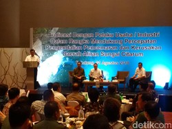 Selamatkan Citarum, Menko Luhut Bahas Relokasi Pabrik