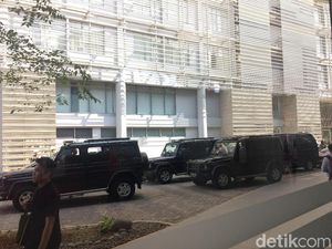Mobil Keren dan Gagah Iringi Jokowi ke GIIAS 2018