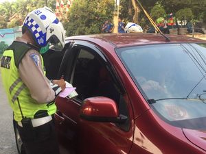 Hari Kedua Ganjil-Genap, Pelanggar Ngaku Belum Tahu Ada Tilang