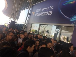 Video: Penuh Sesak di Pintu Masuk, GIIAS 2018 Dibuka!