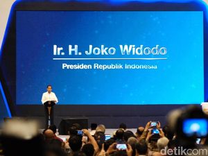 Jokowi Bicara Mobil Esemka