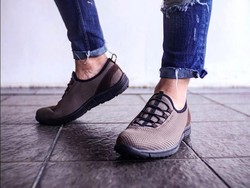 Bisnis Sneakers Lokal yang Dipakai Jokowi: Laku 3.000/Bulan