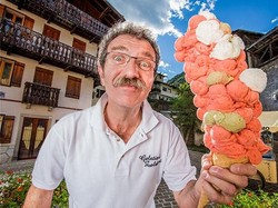 Wah, Rekor Es Krim Sundae Terbesar dan Skop Es Krim Terbanyak Dipecahkan!