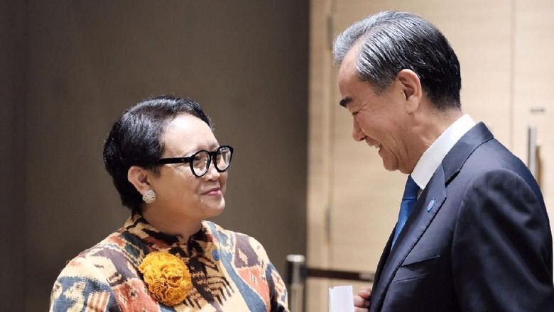 Menlu RI Retno dengan Menteri Luar Negeri Cina Wang Yi | Foto: dok. Kemenlu RI