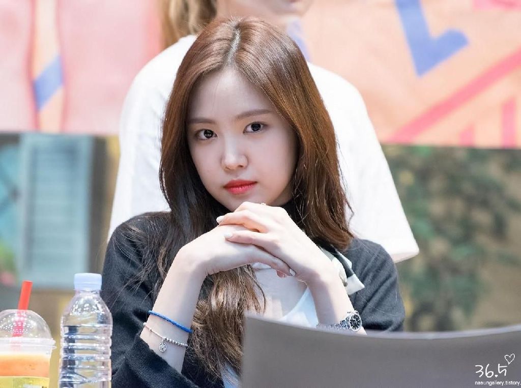 Ngaku Belum Pernah Jatuh Cinta, artis K-pop Ini Dituduh Berbohong Ngaku Belum Pernah Jatuh Cinta, artis K-pop Ini Dituduh Berbohong