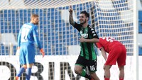 Matteo Politano dipinjam dulu dari Sassuolo dengan harga 5 juta euro dan akan ditebus secara permanen dengan harga 20 juta euro. (Gabriele Maltinti/Getty Images)