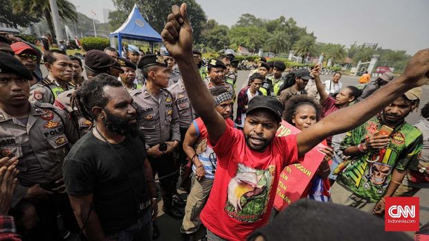 Infrastruktur Jokowi Tak Cukup Bikin Papua Merasa Indonesia