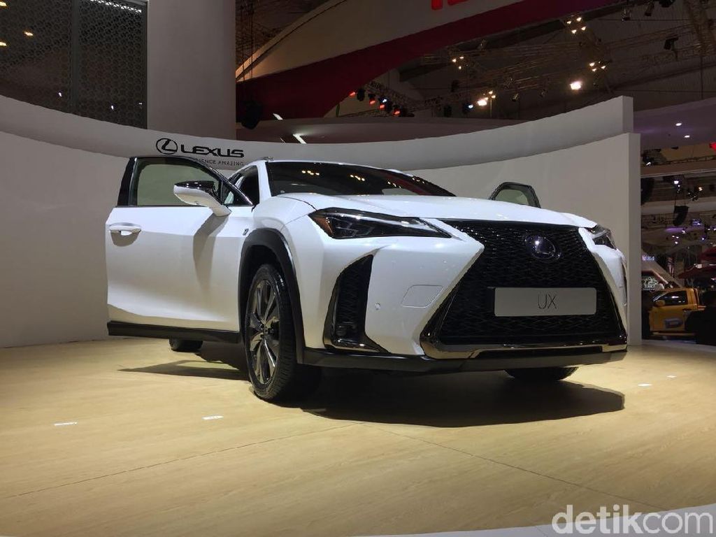 GIIAS 2018: Lexus Luncurkan SUV Mewah Pertama di Asia GIIAS 2018: Lexus Luncurkan SUV Mewah Pertama di Asia