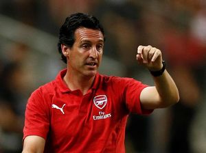 Emery Kecanduan Lawan Guardiola