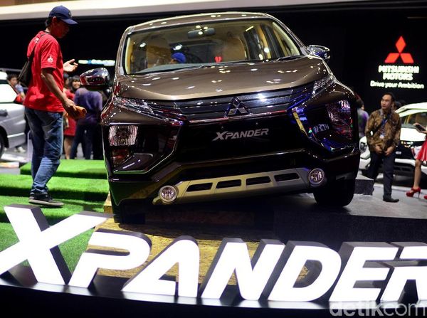 Mobil Paling Laris di Maret 2019