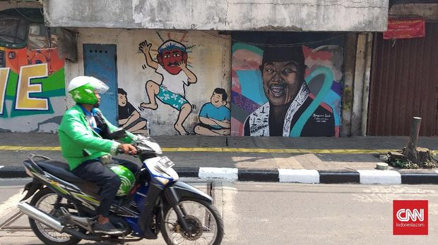 Mural Benyamin Sueb.