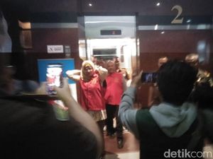 Kejati Jatim Tahan 2 Tersangka Korupsi Dana Hibah Jember Rp 38 M