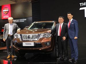 Nissan Terra Lebih Murah dari Fortuner & Pajero Sport