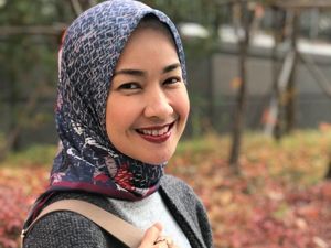 Alya Rohali Lagi Sibuk-sibuknya: Anak Masuk SMA, Kuliah dan Menikah Alya Rohali Lagi Sibuk-sibuknya: Anak Masuk SMA, Kuliah dan Menikah