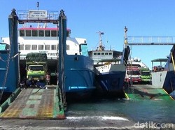 Penyeberangan Ketapang-Gilimanuk Sempat Ditutup Dilanda Angin Kencang