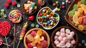 Makanan Ini Bisa Bikin Ngantuk, Ceria hingga Urin Berwarna Pink