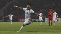 Indonesia memantapkan kemenangan di injury time melalui gol Andre Oktaviansyah. Foto: Zabur Karuru/Antara Foto