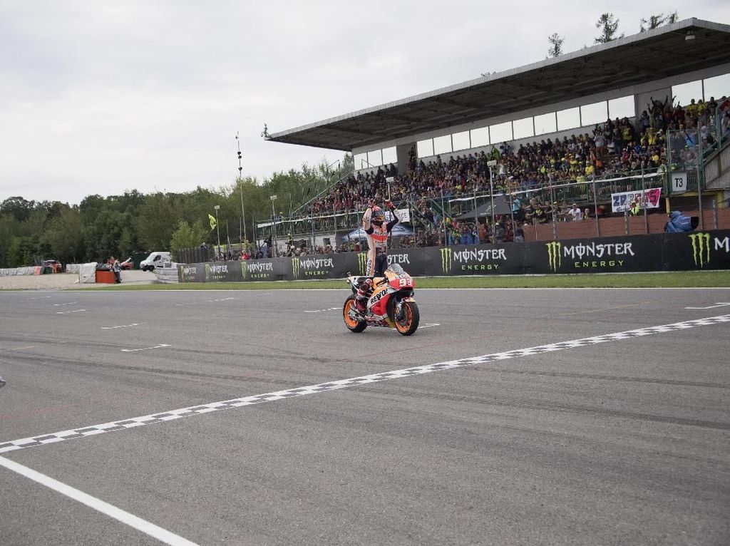 Marquez Tak Pikirkan Keunggulan Besar di Papan Klasemen Marquez Tak Pikirkan Keunggulan Besar di Papan Klasemen
