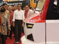 Buka GIIAS 2018, Jokowi Beberkan 3 Tantangan Industri Otomotif RI