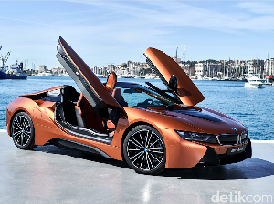 Jangan Takut Kesetrum di Mobil Listrik Saat Hujan