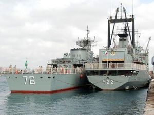 Bersitegang dengan AS, Iran Gelar Latihan Angkatan Laut di Teluk