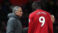 Salah satu belanja terbesar Mourinho saat di MU. Romelu Lukaku didatangkan seharga 84,7 juta euro dari Everton. Foto: Gareth Copley/Getty Images