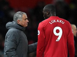 Kritik Neville untuk MU: Kok Tidak Becus Urus Pemain?