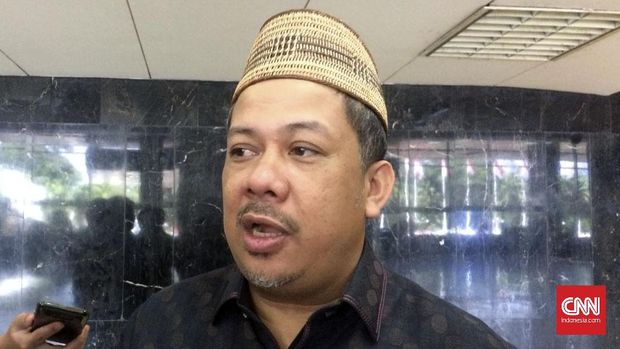 Wakil Ketua DPR Fahri Hamzah di kompleks parlemen, Jumat (3/8).