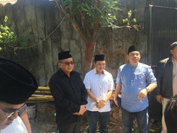 Anis Matta Melayat Yusuf Supendi