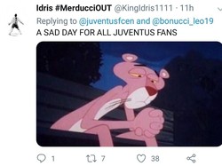 Bonucci didatangkan Juventus usai dibarter dengan Mattia Caldara. Fans yang kecewa malah ada yang menganggap kedatangan bek 31 tahun itu menjadi hari yang menyedihkan. (Foto: Twitter @KingIdris1111)