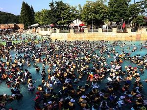 Gelombang Panas Melanda Warga Korea Selatan