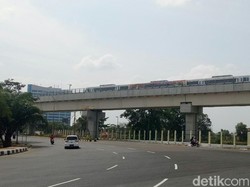 Warga Palembang Keluhkan Jadwal LRT yang Tak Tepat Waktu