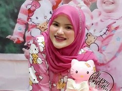 Cerita Hijabers yang Jual Baju Hello Kitty Seharga Rp 177 Juta