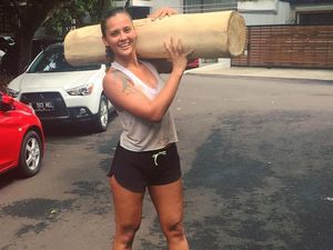 Potret Kekarnya Simone Julia, Atlet Jiu Jitsu Cantik di Asian Games 2018