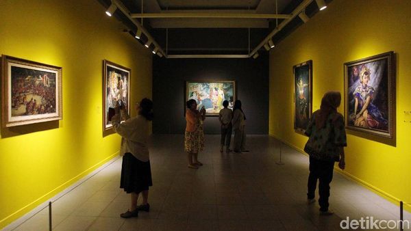 Melihat Lukisan Istana di Pameran Indonesia Semangat Dunia