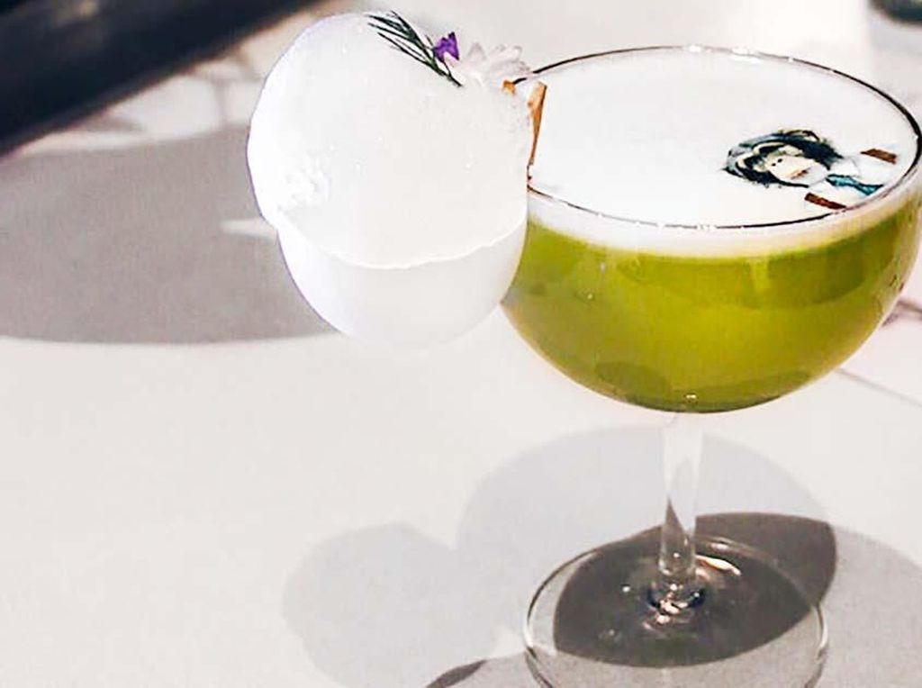 Bartender Ini Ciptakan Minuman Futuristik Tentang Hewan Dilindungi Bartender Ini Ciptakan Minuman Futuristik Tentang Hewan Dilindungi