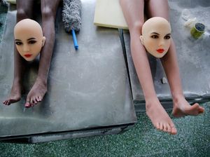Pria Ini Ungkap Pengalaman Bercinta dengan Robot Seks Pria Ini Ungkap Pengalaman Bercinta dengan Robot Seks