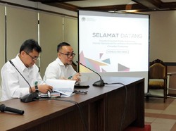 Ini Cara KLHK Tanggulangi Sampah Plastik dan Kertas