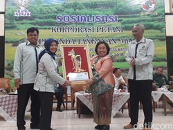 Ajakan Jokowi Dua Periode Warnai Kunjungan Kemenkop ke Magetan