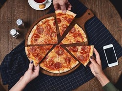 Mamma Mia! Renyah Tipis Pizza Italia Ada di Sini