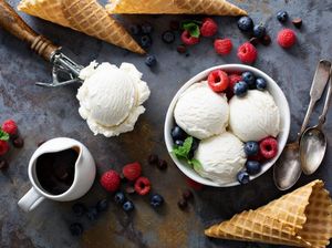 Es Krim Bikinan Sendiri Kurang Enak? Mungkin Ini Kesalahannya Es Krim Bikinan Sendiri Kurang Enak? Mungkin Ini Kesalahannya